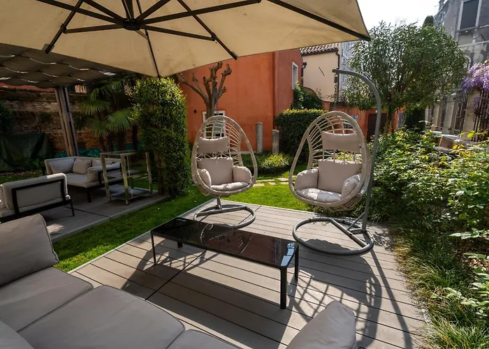 Palazzo Morosini Degli Spezieri - Lifestyle Apartments